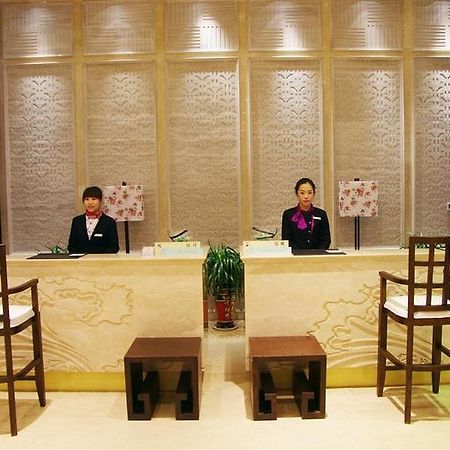 Royal Run Liaocheng Exterior photo